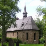 01 – St. Jost.-Kapelle und Friedhof